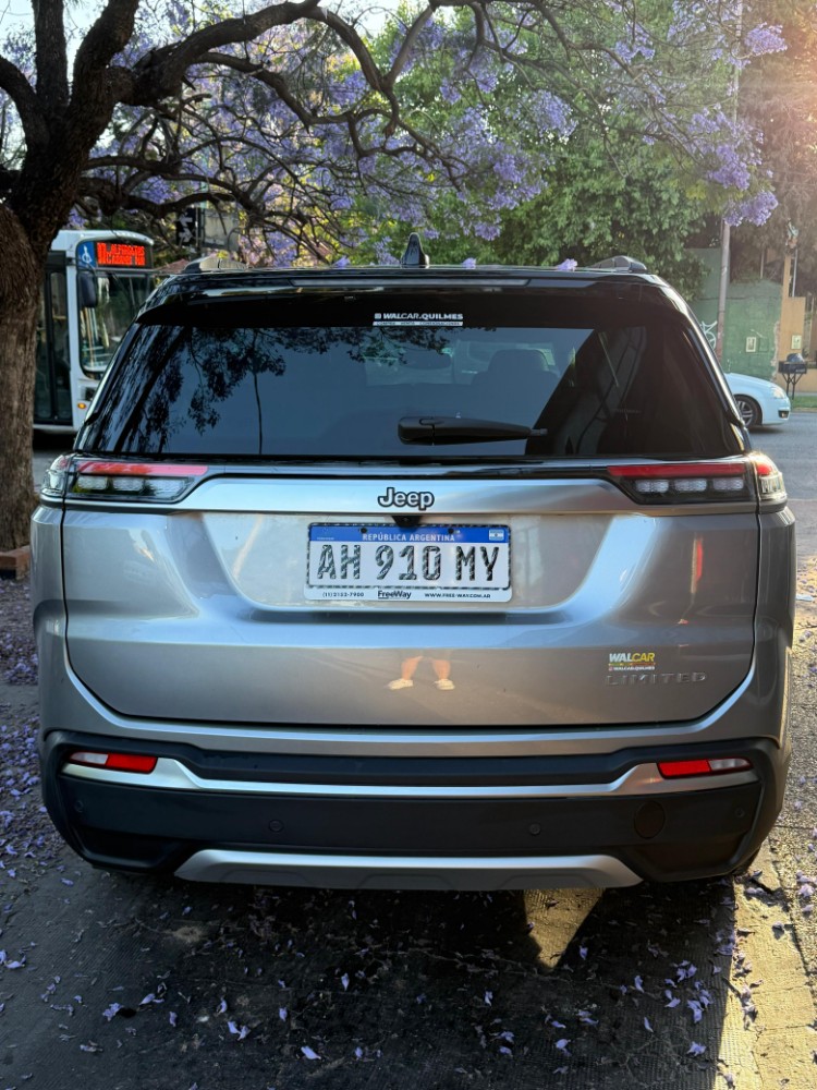Jeep COMMANDER LIMITED 1.3T — foto 6